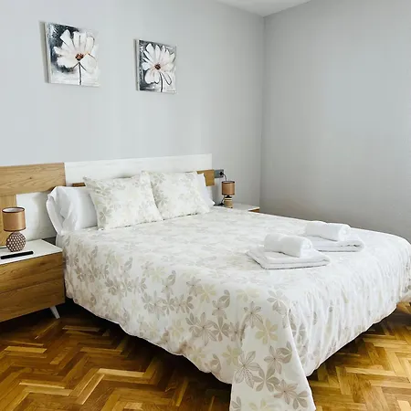 Vut Almenas Apartment