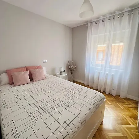 Apartment Vut Almenas Ávila